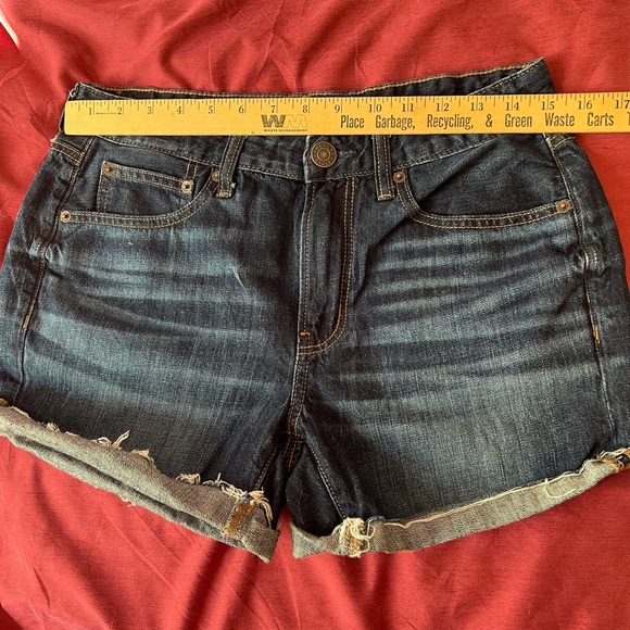 *SOLD* American Eagle Tomgirl Midi Shorts Size 6 - Picture 5 of 7